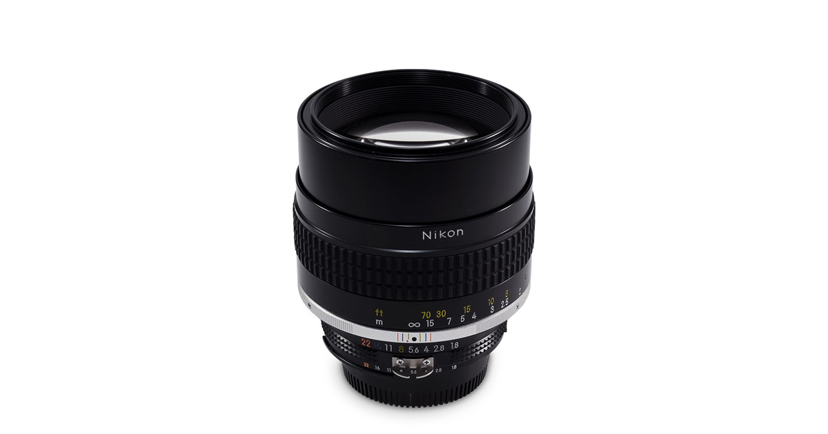 NIKKOR 105mm f/1.8 レンズ 第五十九夜 Ai NIKKOR 105mm F1.8S | ニッコール千夜一夜物語 | 楽しむ