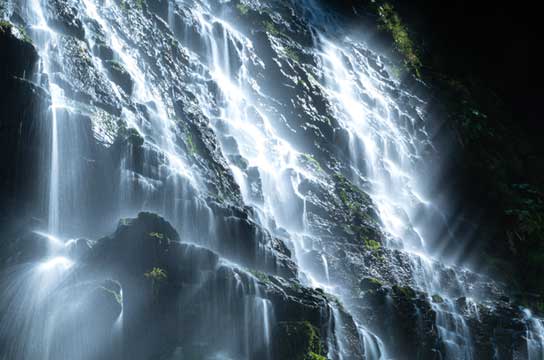 エナジー （福井県龍双ケ滝）