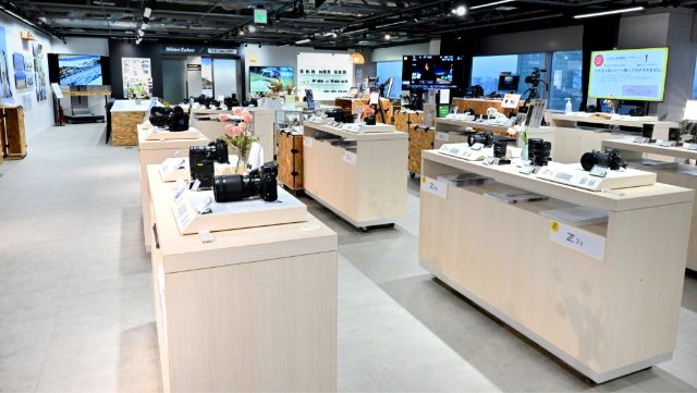 ニコンプラザ東京