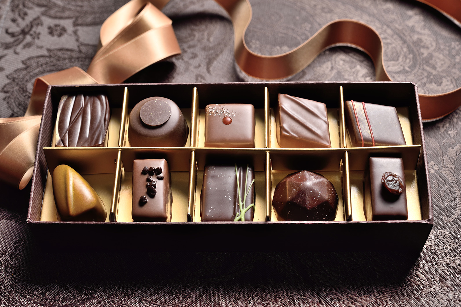 スピードライトでチョコレートの質感を演出