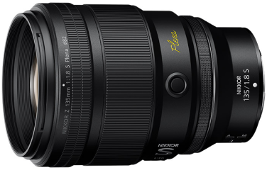 NIKKOR Z 135mm f/1.8 S Plena