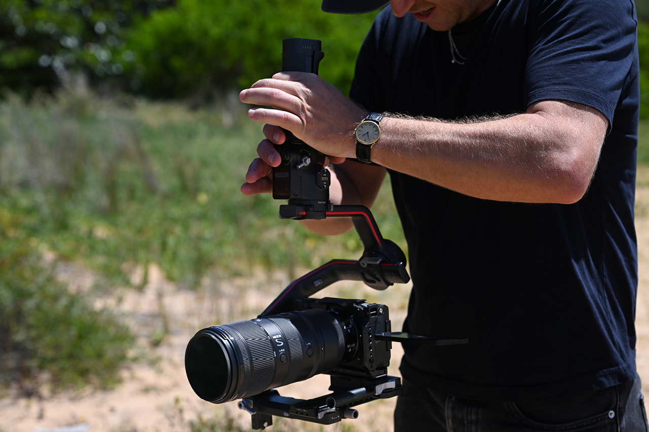 動画クリエイターの快適な撮影を実現する高い汎用性