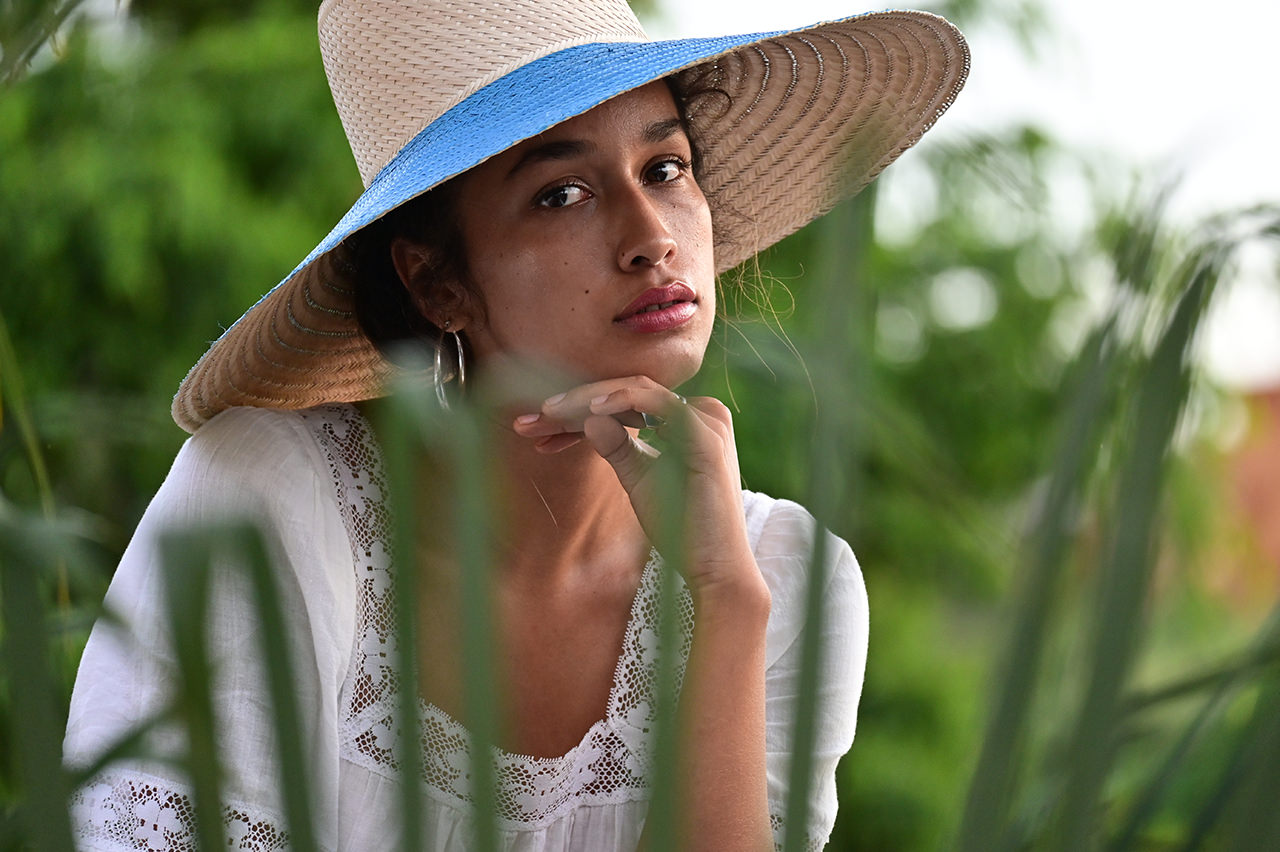 カメラ エルボーシックス Z6にNIKKOR Z DX 50-250mm f/4.5-6.3 VRをマウントし白鳥庭園を散策