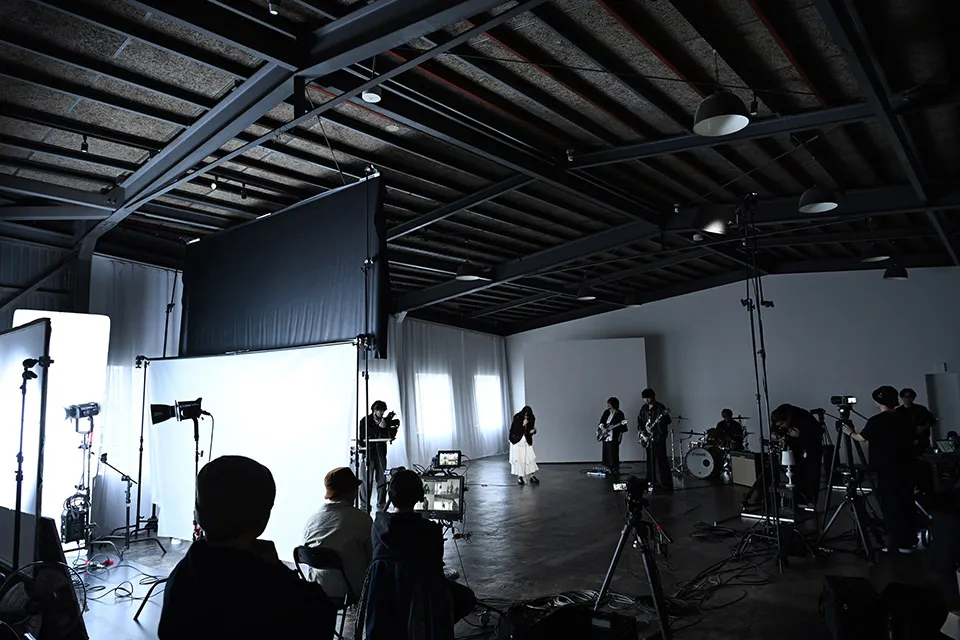 バンド「あたらよ」スタジオライブ撮影３