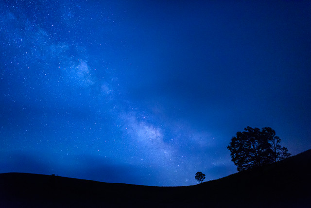 作品5：熊本県、阿蘇周辺の天の川