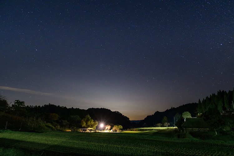 ●カメラ:D7500 ●レンズ:AF-S DX NIKKOR 16-80mm f/2.8-4E ED VR ●撮影モード:マニュアル、15秒、f/4 ●ホワイトバランス:晴天 ●ISO感度:3200 ●ピクチャーコントロール:風景 ●フィルター:なし