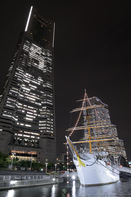 ●カメラ：D7500 ●レンズ：AF-P DX NIKKOR 10-20mm f/4.5-5.6G VR ●撮影モード：絞り優先オート、1.3秒、f/11 ●ホワイトバランス：白色蛍光灯 ●ISO感度：400 ●ピクチャーコントロール：ニュートラル