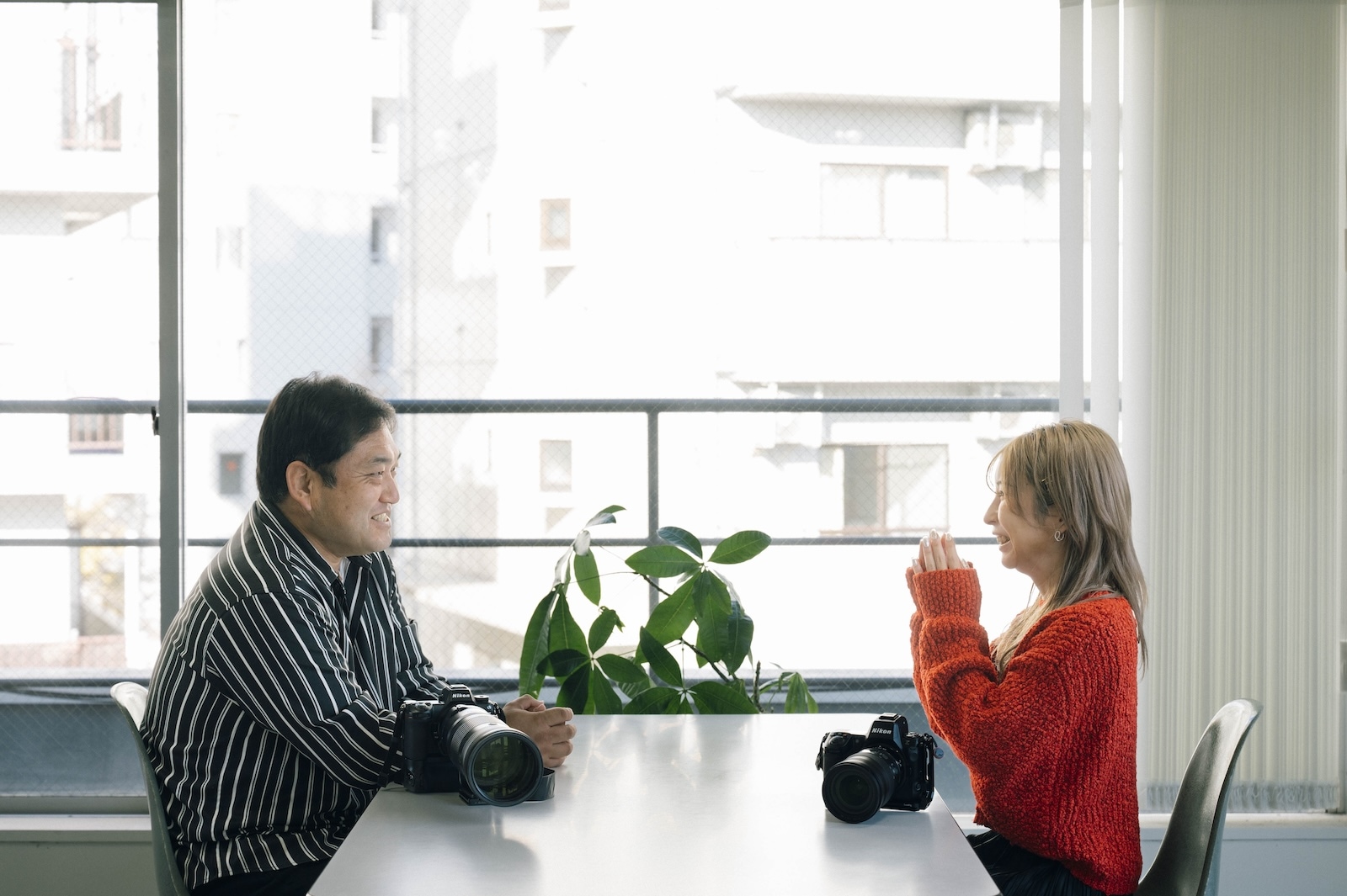 AOIが撮影した助川康史とAYANCE