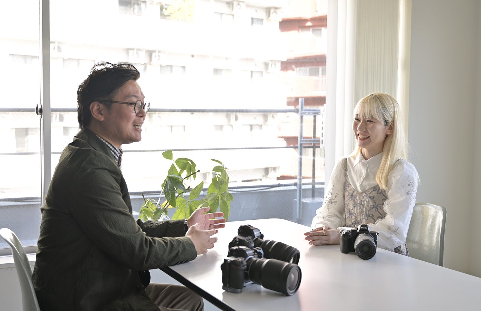 伊佐知美が撮影した上田晃司と染谷ノエル