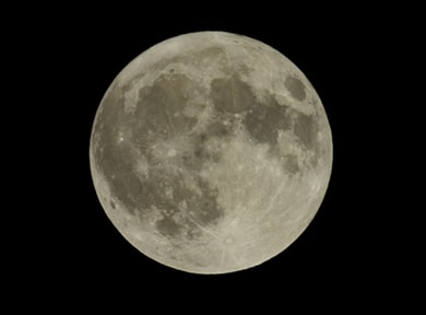 満月