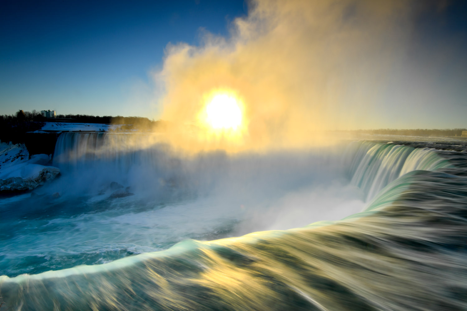 やさしい水の形