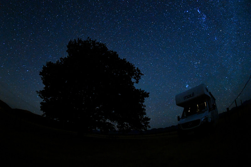 満天の星に包まれるわが宿