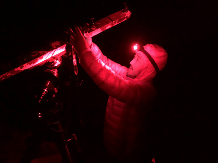 赤道儀のセッティング中