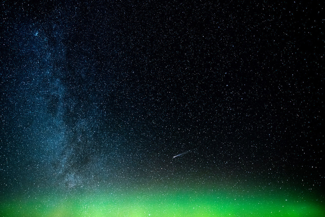 夜空の競演