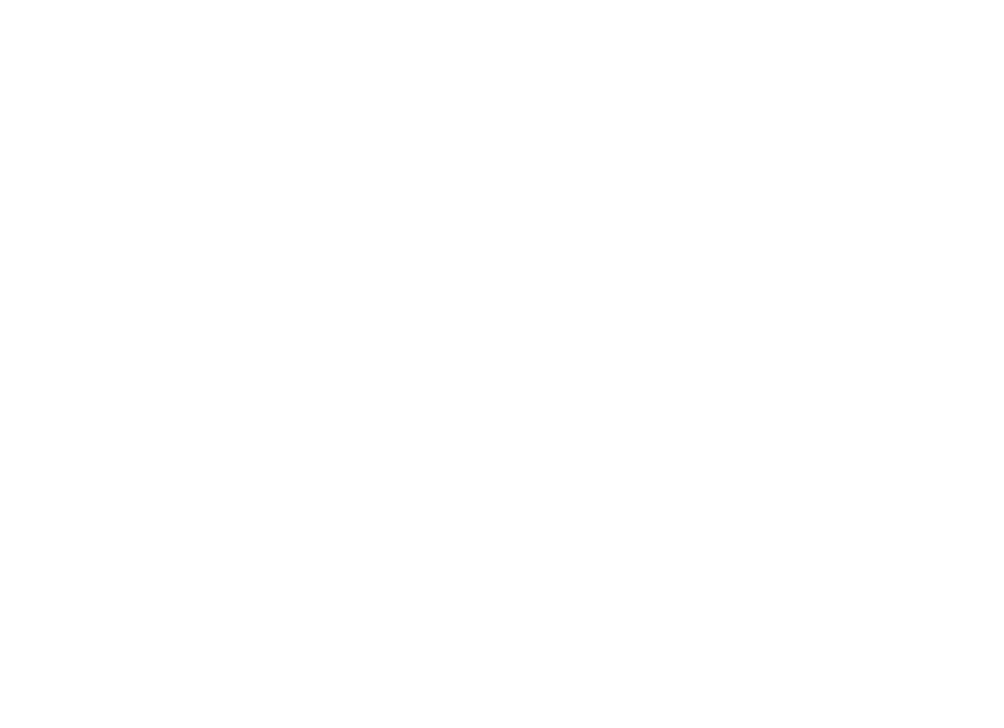 最高の双眼鏡をつくろう。誰も見たことのないほど広い視界を。誰もたどりつけないほど美しい見え味を。世界最高峰の光学技術、100年積み上げてきた、ものづくりへの情熱。そのすべてを、この一台に注ぎこもう。大量生産はできない。誰もが欲しがるものでもない。ただ、見ることを本気で愛する人のために。心の底から満足していただける双眼鏡をつくろう。ずっと夢みていた。やっとたどりついた。まるで星空に吸い込まれ、遊泳しているかのような感覚。ニコン100年目の原点。そして夢の到達点。