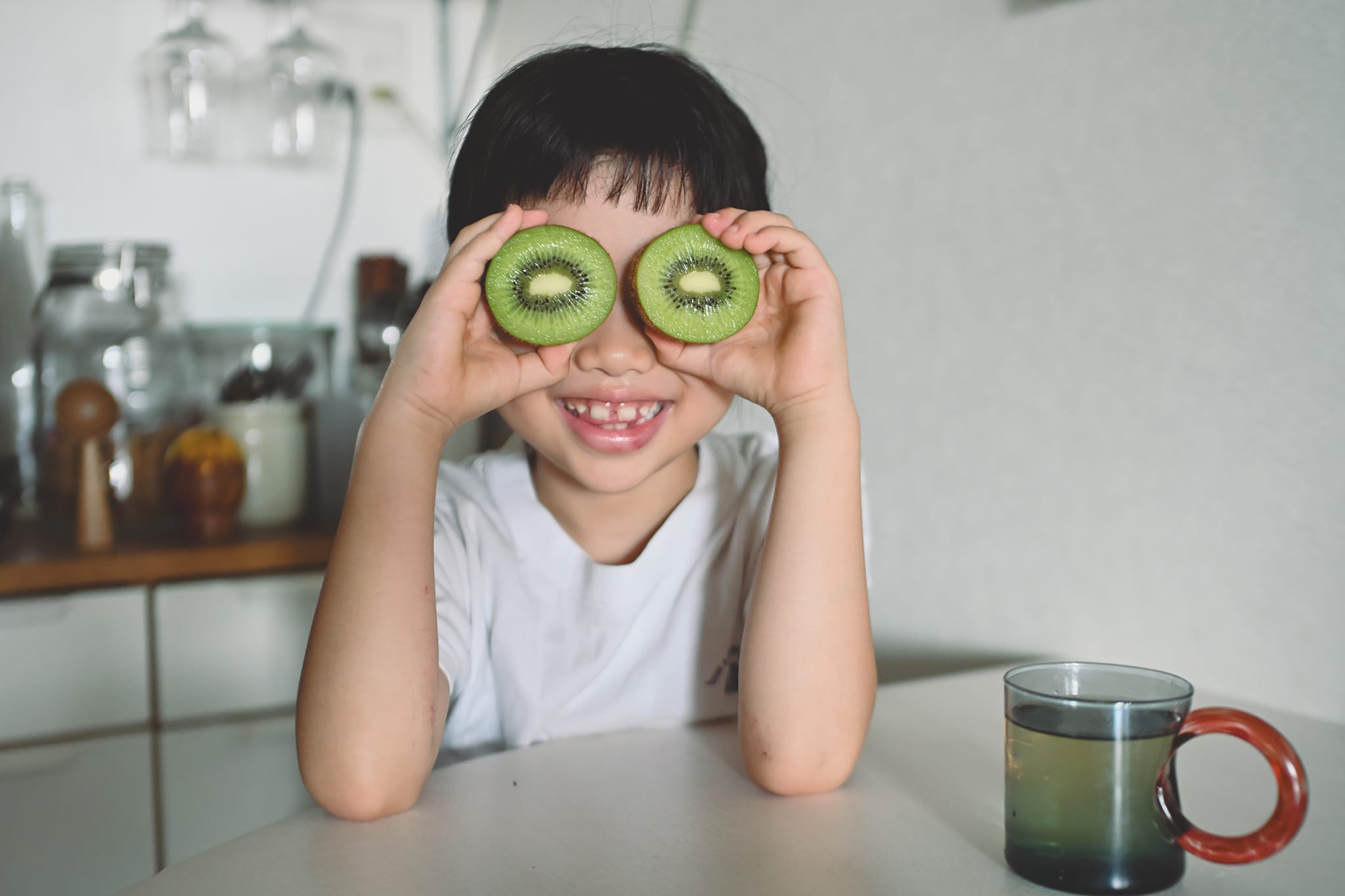 シーンモード「こどもスナップ」を設定して撮影した子どもの写真