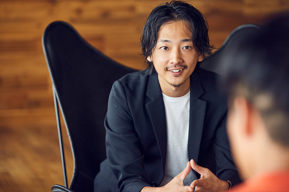 フォトグラファー 飯野匠紀氏とニコンZ 5開発メンバー 今水との対談