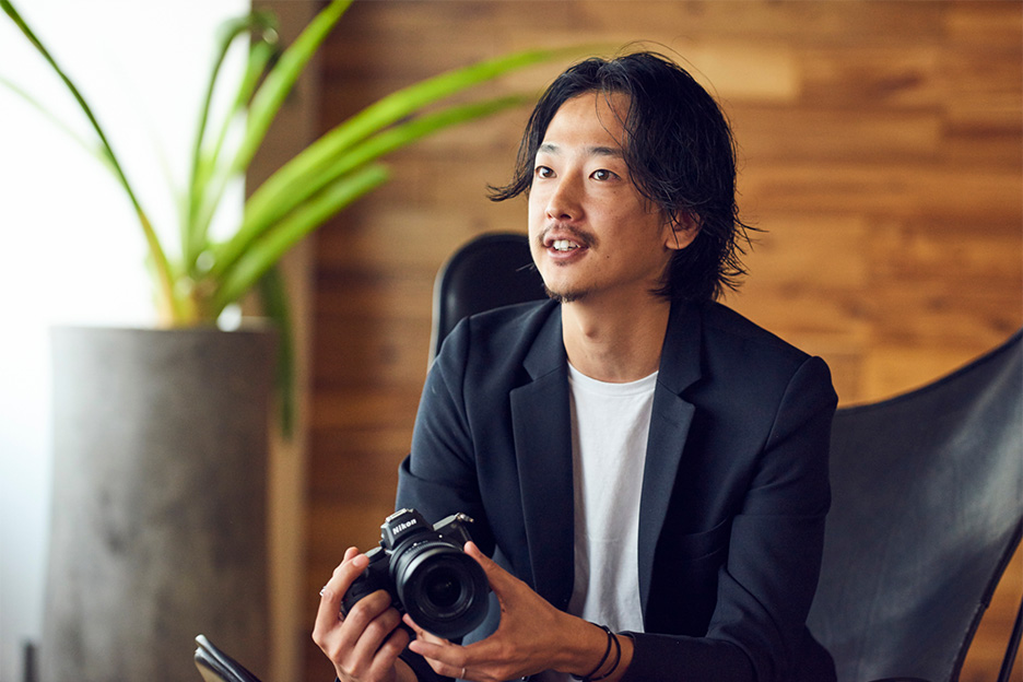フォトグラファー 飯野匠紀氏とニコンZ 5開発メンバー 今水、足立との対談