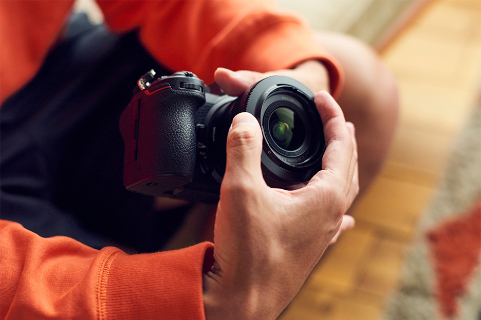 フォトグラファー 飯野匠紀氏とニコンZ 5開発メンバー 鈴木との対談