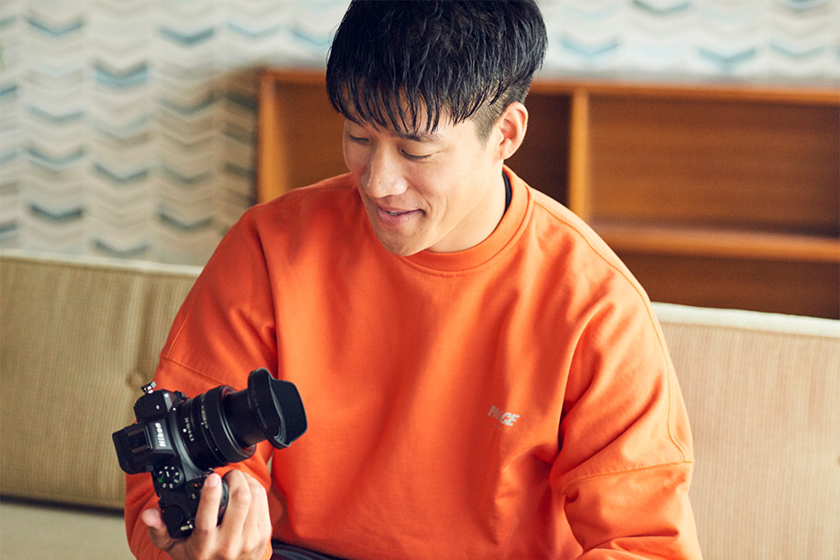 フォトグラファー 飯野匠紀氏とニコンZ 5開発メンバー 足立との対談