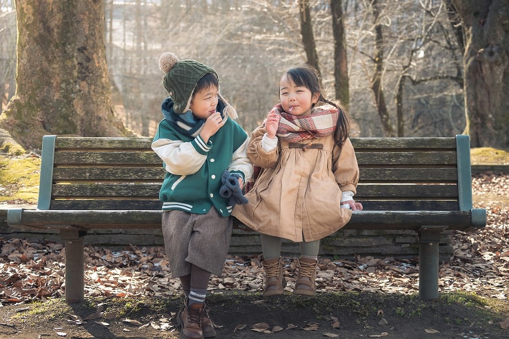 離れて撮影した写真
